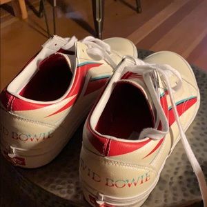 Vans Bowie size 13